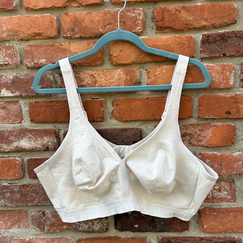 Cacique Beige Full Coverage Bra Cotton No Wire 46D Front Clasp Adjustable Strap